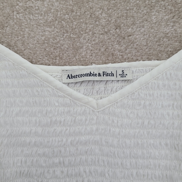 Abercrombie & Fitch white cropped top Size small - Picture 2 of 7